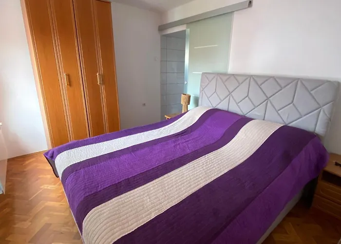 Apartmants And Velnic, Krk Lägenhet