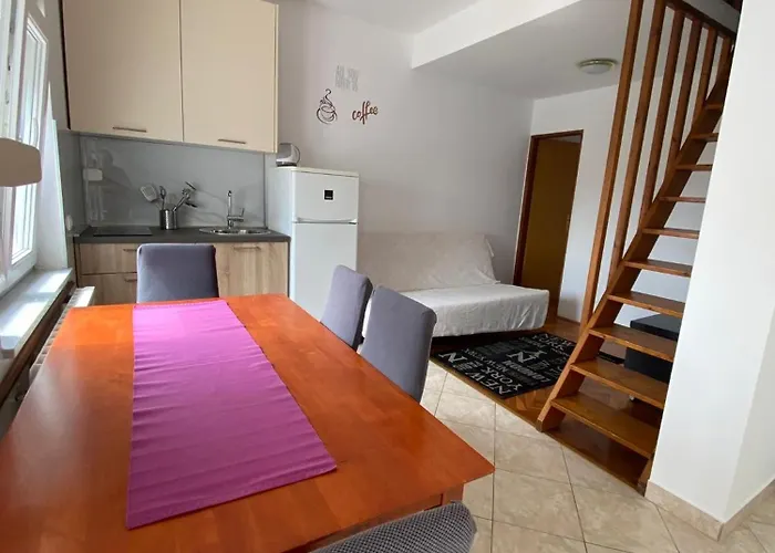 Apartmants And Velnic, Krk * Krk Town