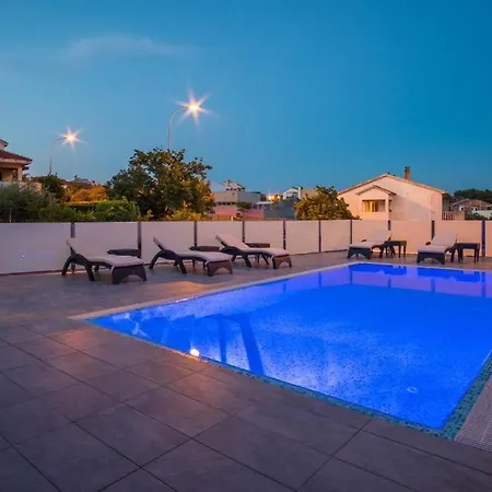 Apartmants And Velnic, Krk Apartmán *