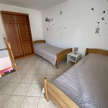 Apartmants And Velnic, Krk *
