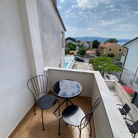 Apartmants&rooms Velnić, Krk * Krk Town