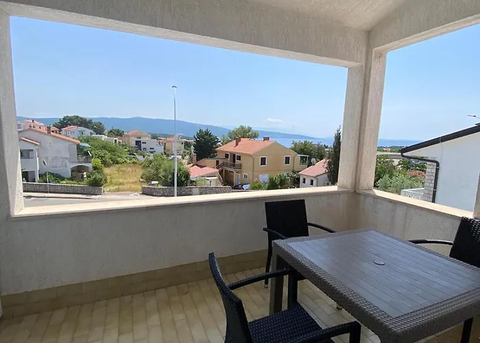 Apartmants And Velnic, Krk