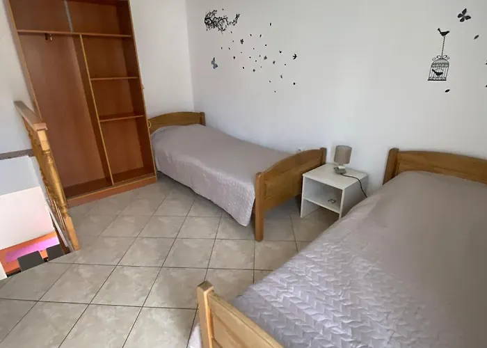 Apartmants And Velnic, Krk *